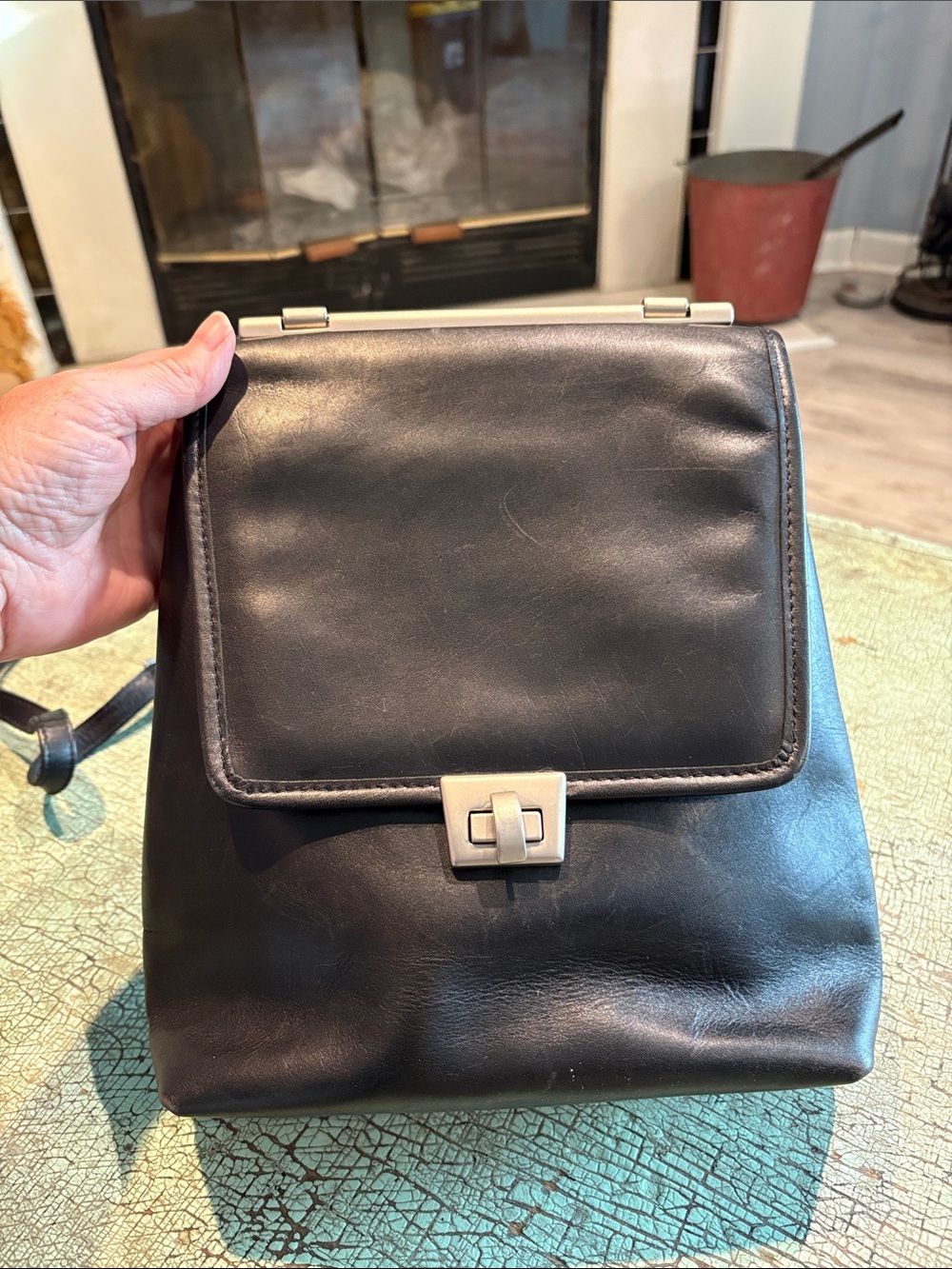 Hartmann Black Leather Crossbody Shoulder Bag Turn Lock Minimalist Vintage - Picture 2 of 10
